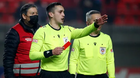 Manuel Vergara será el encargado de arbitrar el encuentro de Colo Colo - Palestino