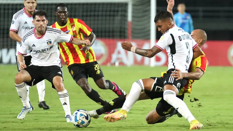 Colo Colo deberá cuidarse de las tarjetas