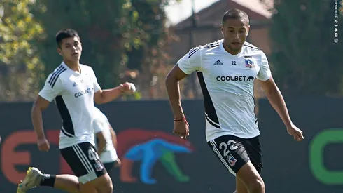 Colo Colo enfrentó a Deportes Colina en un partido amistoso.