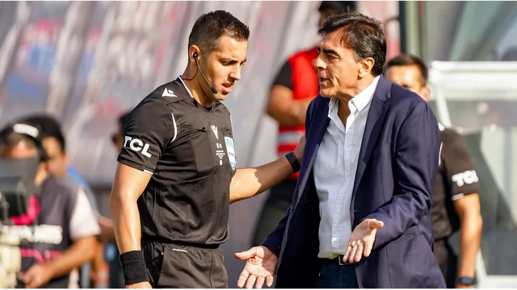 Gustavo Quinteros criticó la expulsión a Leonardo Gil