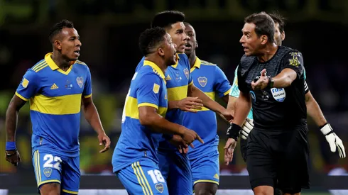 Frank Fabra se pierde partido con Colo Colo.