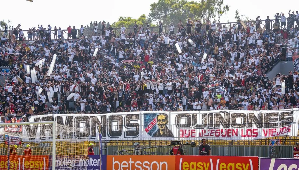 “Vámonos Quiñones, que jueguen los viejos”. La frase que inició el camino de Colo Colo. | Imagen: Guille Salazar.