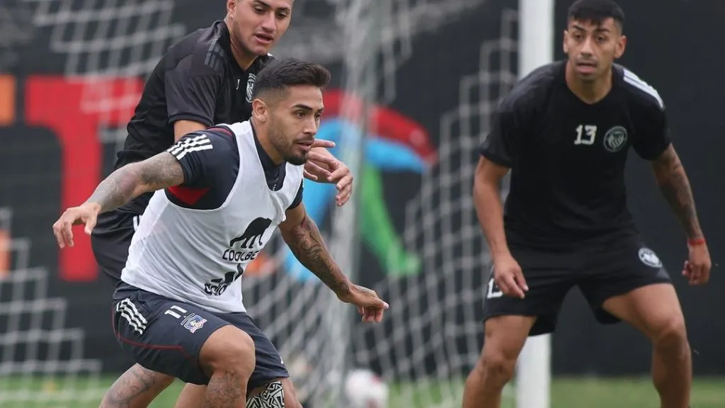 El Cacique enfrenta a Santiago City. Crédito: Colo Colo.