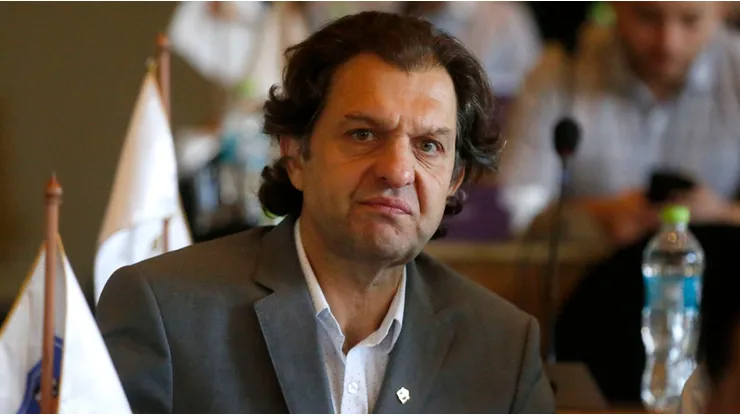 Aníbal Mosa vuelve a ser criticado por su idea de la Comisión de ídolos