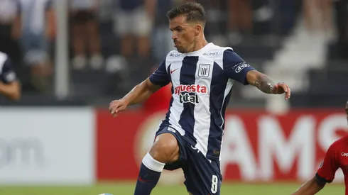 Costa ganó el título de Apertura 2023 de Perú junto a Alianza Lima.