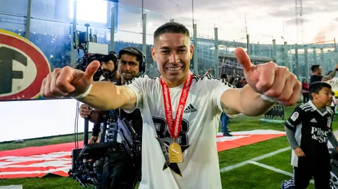 Presidente de Racing se sincera sobre el interés de Colo Colo en Óscar Opazo.