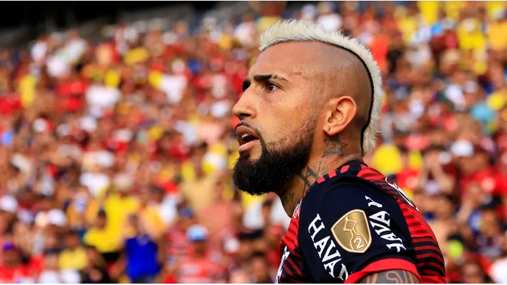 Arturo Vidal sigue sumando críticas en Flamengo.