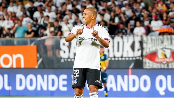 La reacción de Guarello ante el gol perdido por Leandro Benegas en Colo Colo