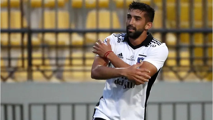 Emiliano Amor podría "reforzar" a Colo Colo, siempre y cuando su físico lo permita.