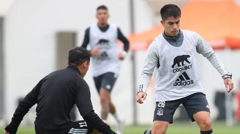 Colo Colo vence a Santiago City en partido amistoso.