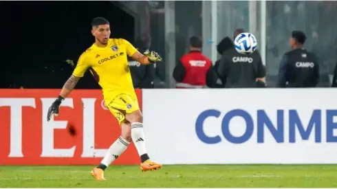 Cortés lucha para ganarse un puesto en Colo Colo