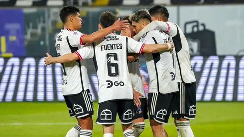 Colo Colo derrotó por dos a uno a Audax Italiano en el Estadio Monumental