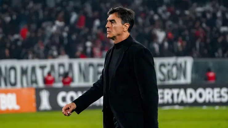 Pato Yáñez incendia todo y avisa que Quinteros “está hasta la coronilla” en Colo Colo.