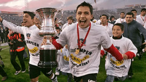 Alexis Sánchez y su felicidad de ser campeón con Colo Colo. Crédito: Archivo.