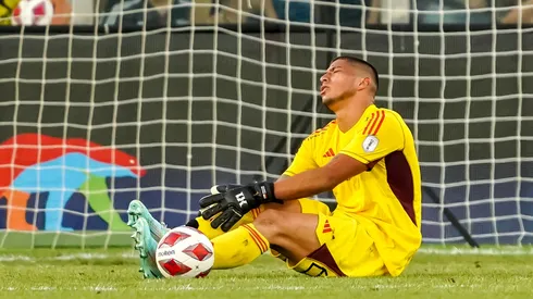 Gustavo Quinteros no explica los motivos de la suplencia de Brayan Cortés