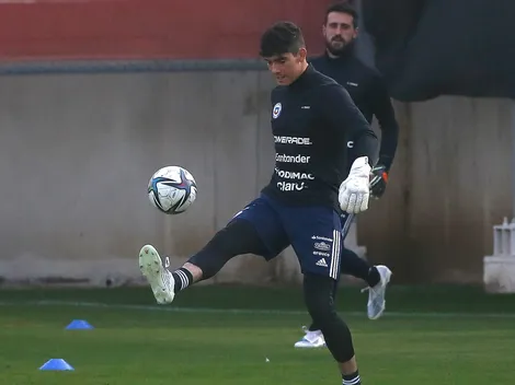 Cortés suma competencia en La Roja: Arquero chileno salta a Inglaterra