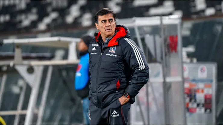 En Colo Colo avisaron a Quinteros por los refuerzos.