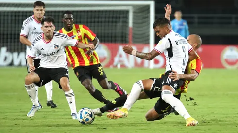 Colo Colo recibirá a Deportivo Pereira en el Monumental.
