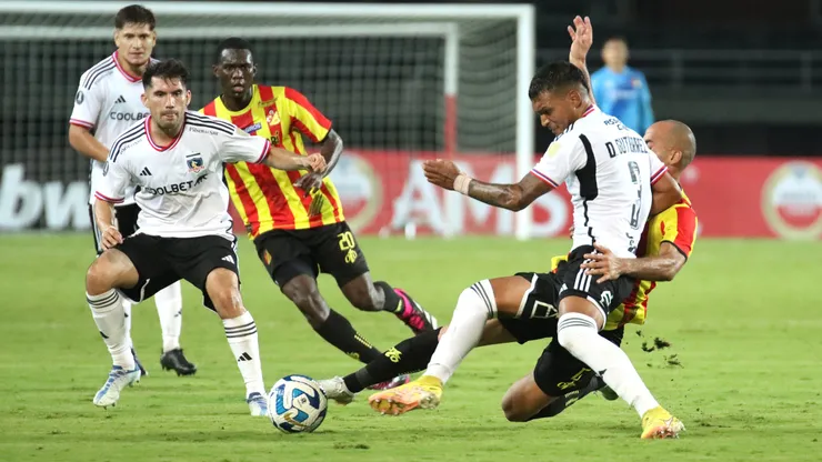 Colo Colo recibirá a Deportivo Pereira en el Monumental.