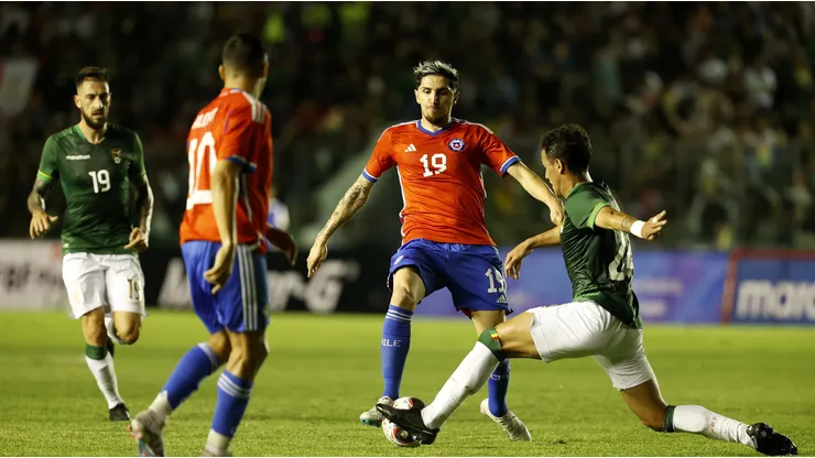 Valdivia defiende con dientes apretados las críticas a Valdés.