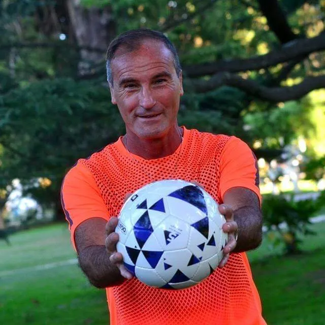 Gustavo Levine es una de las opciones para dirigir a Colo Colo Femenino. Foto: Facebook Gustavo Levine