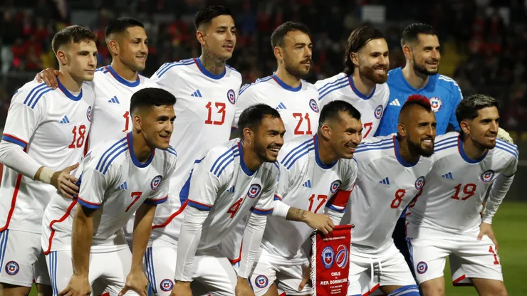 La Roja prepara formación estelar para enfrentar a Bolivia.