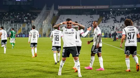 La defensa de Jorge Valdivia con Darío Lezcano