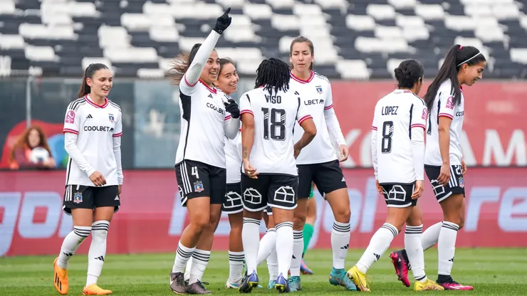 Las Albas golearon a Audax Italiano en el Estadio Monumental.