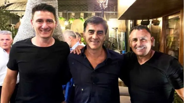 Plantel de Colo Colo comparte un asado