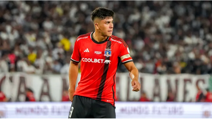 Agustín Bouzat defiende a Damián Pizarro por sus actuaciones en Colo Colo.