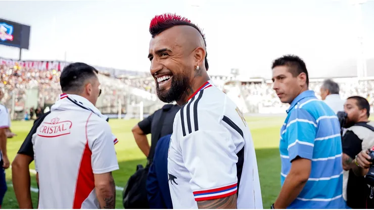 La idea para que Colo Colo llegue a un acuerdo con Arturo Vidal