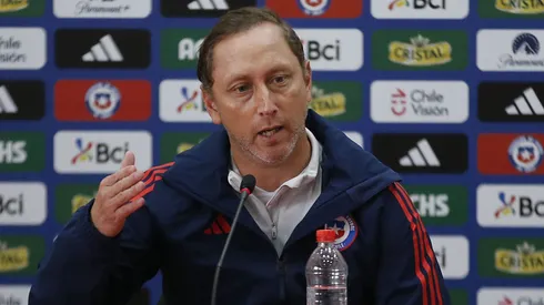 La felicidad de Luis Mena tras su primera práctica con la Roja FEM.