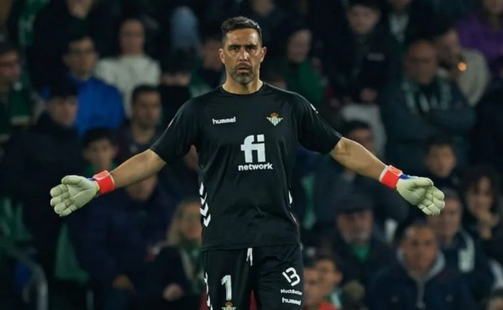 Claudio Bravo en el Real Betis. Crédito: Real Betis.