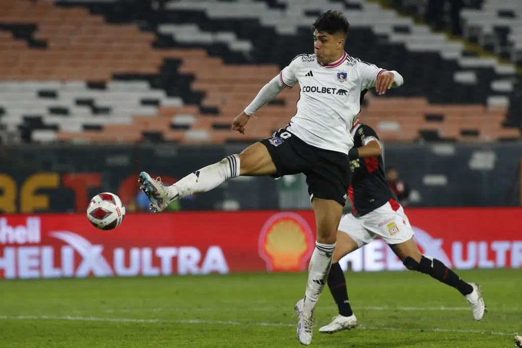 Damián Pizarro en Colo Colo. Crédito: Photosport