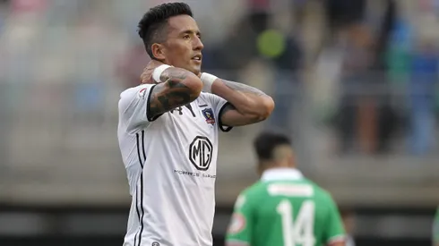 El ex goleador albo Lucas Barrios quedó sin club en Paraguay.