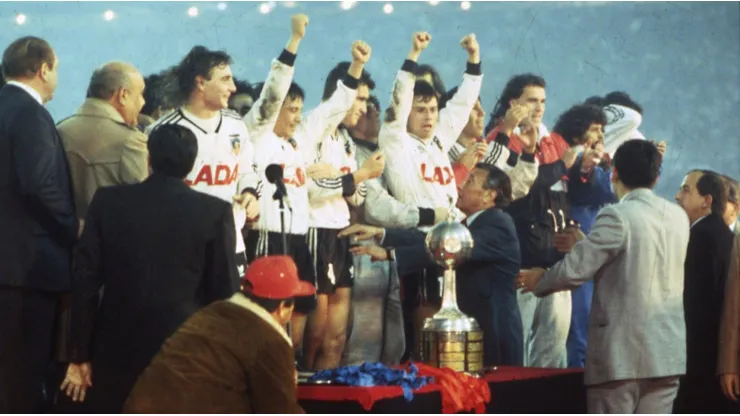 El plantel de Colo Colo 91 estaba lleno de cábalas.