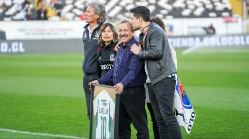 Don David Arellano fue homenajeado en el Monumental por su familia.