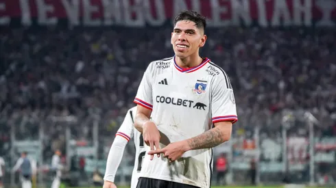 Colo Colo encontró la victoria gracias a Carlos Palacios.