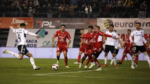 Poli defiende a Colo Colo y lo postula como campeón del fútbol chileno.