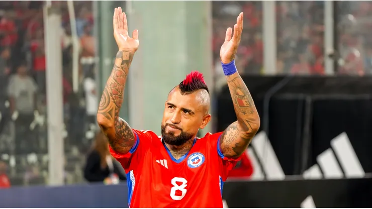 Arturo Vidal defendió con todo a Fernando Felicevich.
