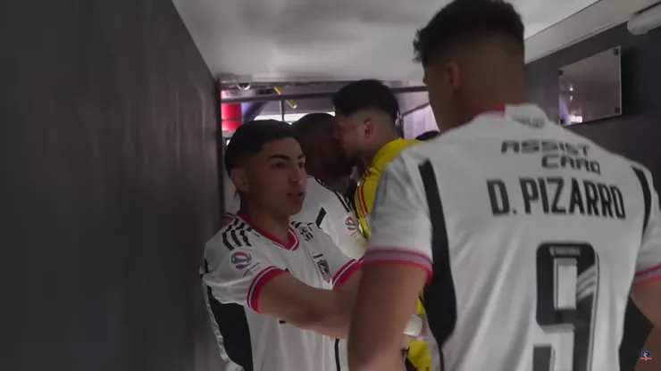 La sorpresiva confesión de Thompson a Pizarro en partido de Colo Colo.