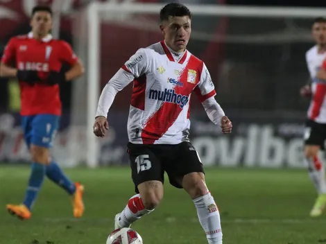 Zavala es figura en Curicó y agudiza crisis de rival del Cacique