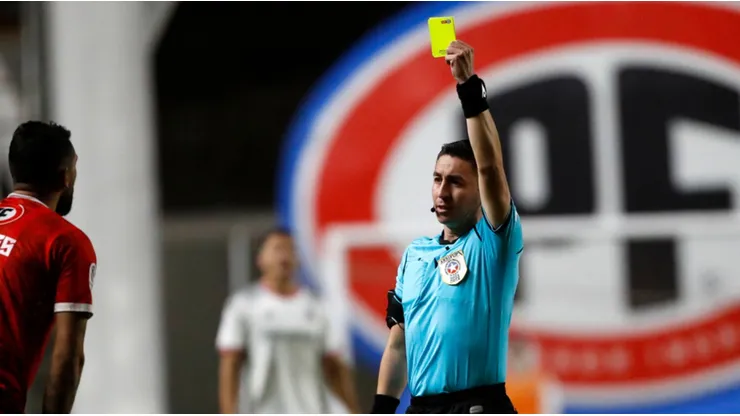 Los árbitros designados para el duelo entre Colo Colo y O'Higgins.