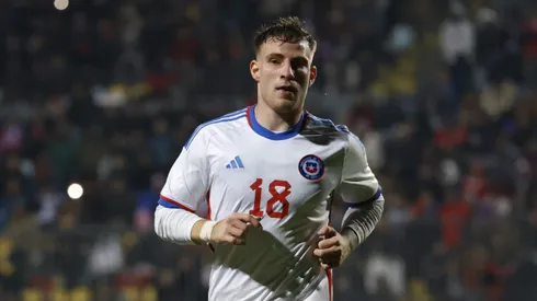 Presidente de la UC advierte a Colo Colo por Bruno Barticciotto.