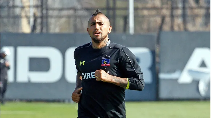 ¿Palo a Vidal? El provocativo lienzo desplegado en la victoria de Colo Colo.