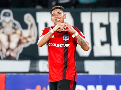 ¡Brillante! Carlos Palacios y un triplete para la clasificación de Colo Colo