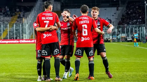 Colo Colo goleó a Calera en el Monumental.