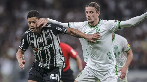 América va de menos a más y saca valioso empate en el clásico.