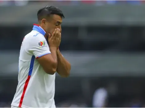 Iván Morales no la pasa bien en México