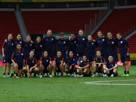 La primera formación de Luis Mena en la Roja Femenina